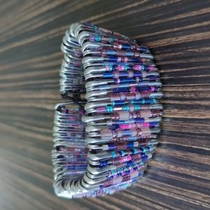 Vintage Y2K safety pin bracelet